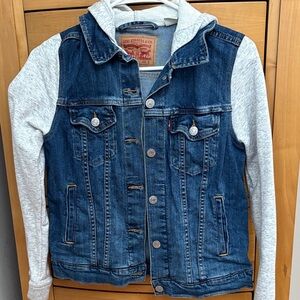 Levi's Women’s Blue Denim Jacket with Light Gray Sleeves